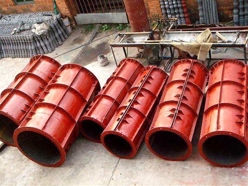 關(guān)于水泥制管機(jī)地下輸水管道的設(shè)計(jì)